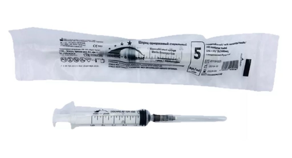 Шприц 3-х дет. (MEDIC-O-PLANET) 5 мл 22G с надетой иглой 1/2 (0,7х40) Германия /120/2520/2400